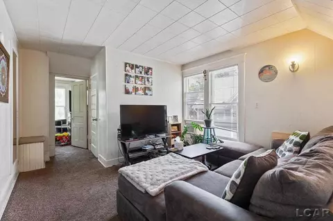 903 E Hunt, Adrian, MI 49221 photo 18