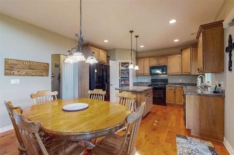 8489 Mapleview Dr, Davison, MI 48423 photo 16