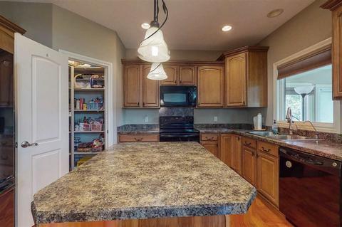 8489 Mapleview Dr, Davison, MI 48423 photo 18
