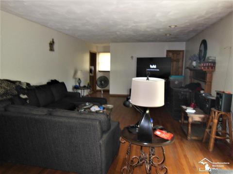 8813 8821 Sams Dr, Maybee, MI 48159 photo 10