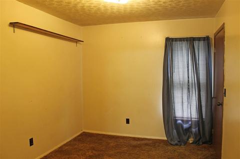 806 Division St, Owosso, MI 48867 photo 11