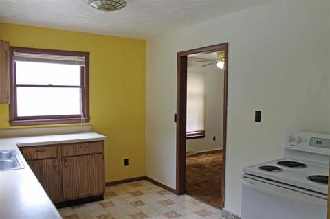 806 Division St, Owosso, MI 48867 photo 6