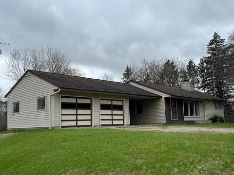 4224 E Beaverton, Clare, MI 48617 photo 1
