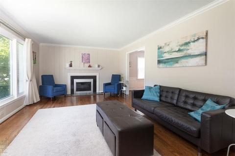 425 Chalfonte Ave, Grosse Pointe Farms, MI 48236 photo 5