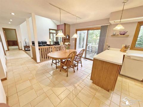 1349 Borg, Temperance, MI 48182 photo 17