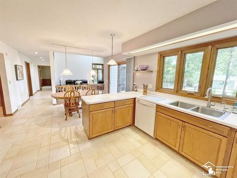 1349 Borg, Temperance, MI 48182 photo 16