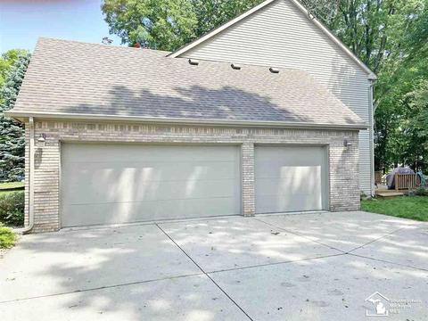 1349 Borg, Temperance, MI 48182 photo 4