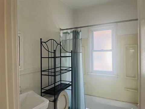 804 Thomson St, Flint, MI 48503 photo 12