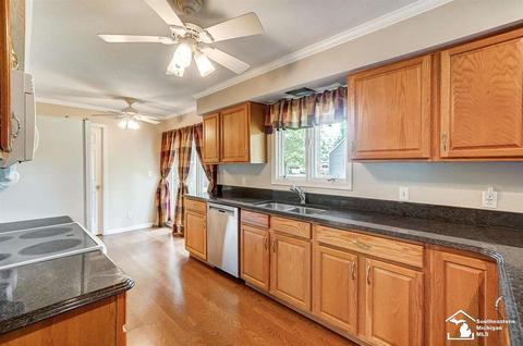 3325 School, Temperance, MI 48182 photo 25