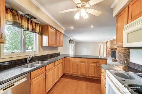 3325 School, Temperance, MI 48182 photo 28