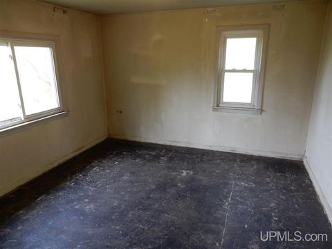 9034 Ll, Rapid River, MI 49878 photo 22