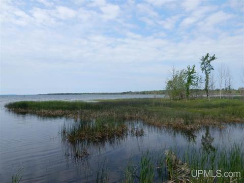 9034 Ll, Rapid River, MI 49878 photo 6