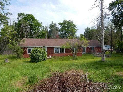 9034 Ll, Rapid River, MI 49878 photo 5