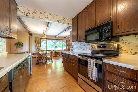 1300 Anthony, Hancock, MI 49930 photo 27
