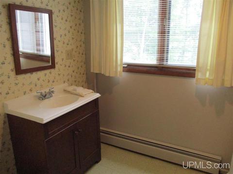 1300 Anthony, Hancock, MI 49930 photo 42