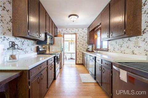 1300 Anthony, Hancock, MI 49930 photo 14