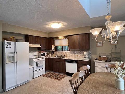 711 E Long Lk, Harrison, MI 48625 photo 11