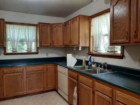 1320 Hillcrest, Harrison, MI 48625 photo 2