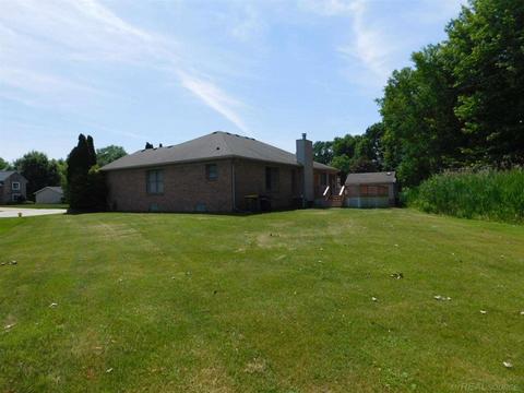 28211 Ruby Ct, New Baltimore, MI 48047 photo 44