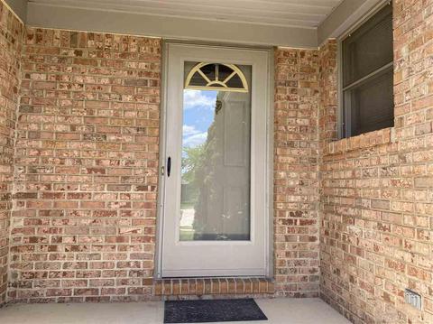 28211 Ruby Ct, New Baltimore, MI 48047 photo 4