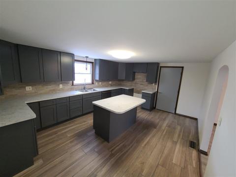 1147 S Huron, Kawkawlin, MI 48631 photo 14