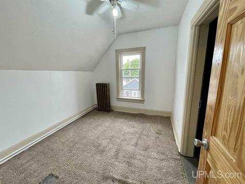 314 S 8th St, Escanaba, MI 49829 photo 20
