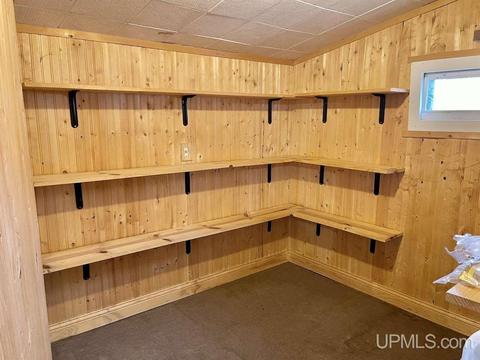 314 S 8th St, Escanaba, MI 49829 photo 13