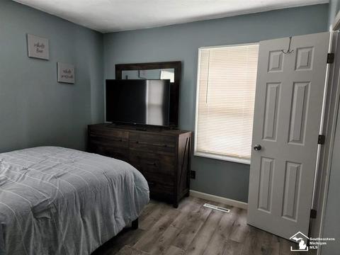 38929 Wabash St, Romulus, MI 48174 photo 8