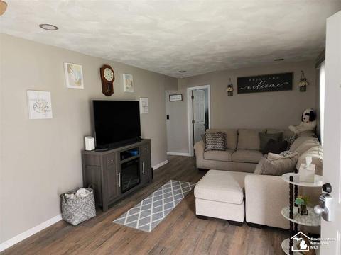 38929 Wabash St, Romulus, MI 48174 photo 2