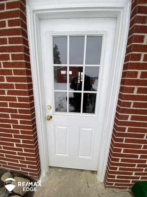 9372 E Potter Rd, Davison, MI 48423 photo 2