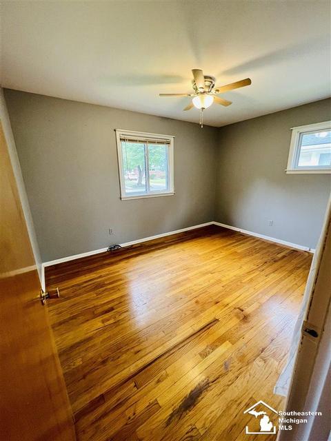 430 Theodore Dr, Monroe, MI 48162 photo 6