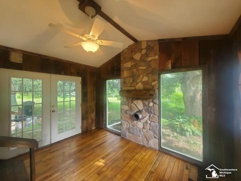 1261 E Temperance Rd, Temperance, MI 48182 photo 14