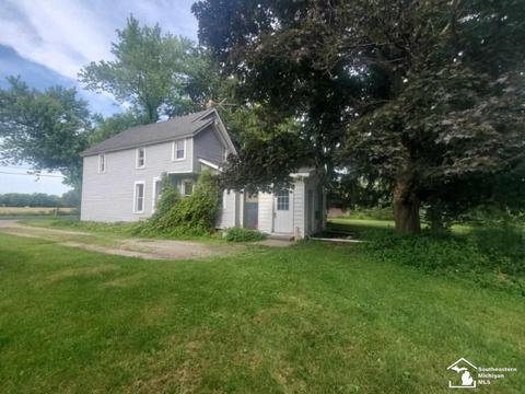 1261 E Temperance Rd, Temperance, MI 48182 photo 2