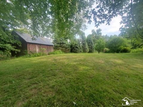 1261 E Temperance Rd, Temperance, MI 48182 photo 3