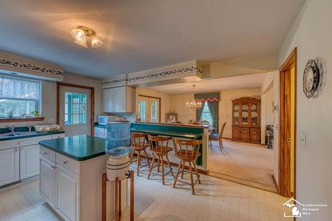 2390 Scofield Carleton Rd, Carleton, MI 48117 photo 4