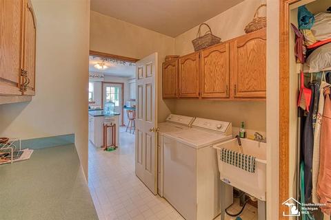 2390 Scofield Carleton Rd, Carleton, MI 48117 photo 17