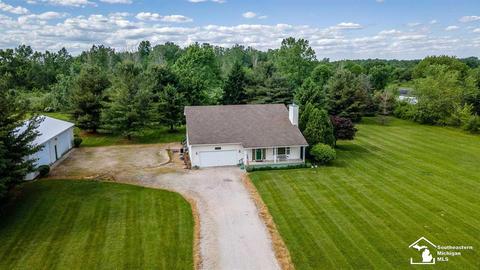 2390 Scofield Carleton Rd, Carleton, MI 48117 photo 1