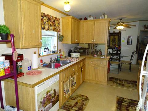5690 Hunt Rd, Adrian, MI 49221 photo 11
