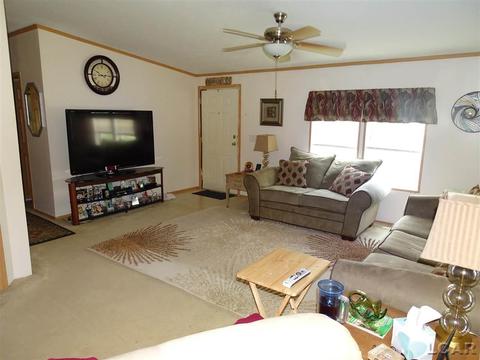 5690 Hunt Rd, Adrian, MI 49221 photo 6