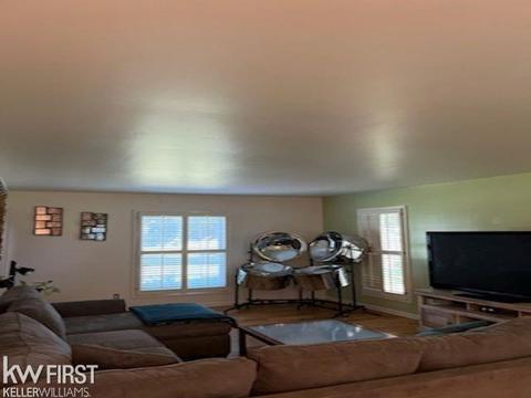 1097 Sandstone Pass, Flint, MI 48532 photo 6