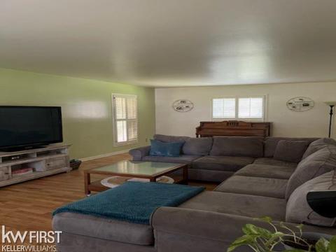 1097 Sandstone Pass, Flint, MI 48532 photo 5