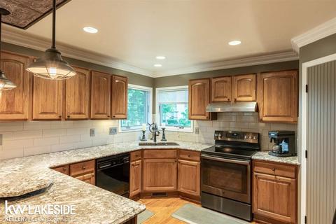 50786 N Hampton, Macomb, MI 48044 photo 13