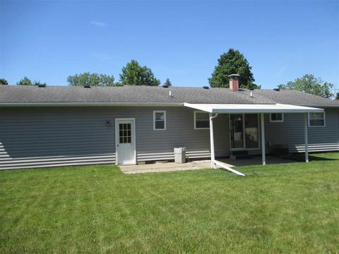 617 Winters Eave Dr, Flushing, MI 48433 photo 2