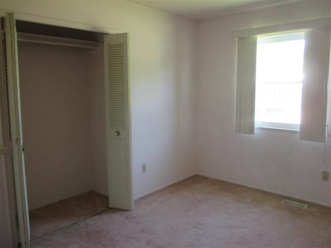 617 Winters Eave Dr, Flushing, MI 48433 photo 15