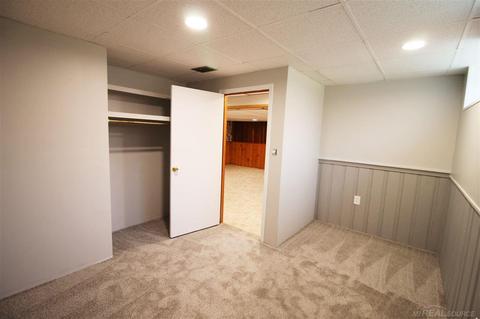 16100 Admiral, Fraser, MI 48026 photo 41