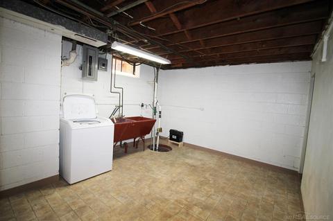 16100 Admiral, Fraser, MI 48026 photo 32