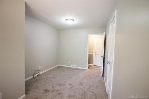 16100 Admiral, Fraser, MI 48026 photo 22