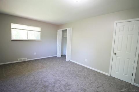 16100 Admiral, Fraser, MI 48026 photo 24