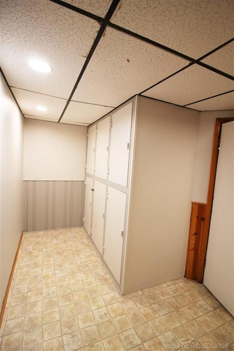 16100 Admiral, Fraser, MI 48026 photo 43