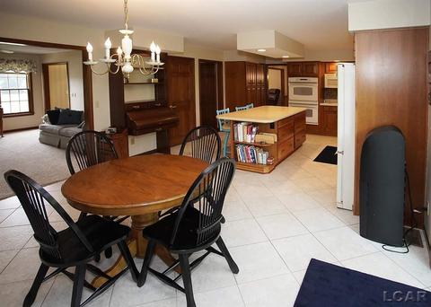 690 Stoneridge, Adrian, MI 49221 photo 16